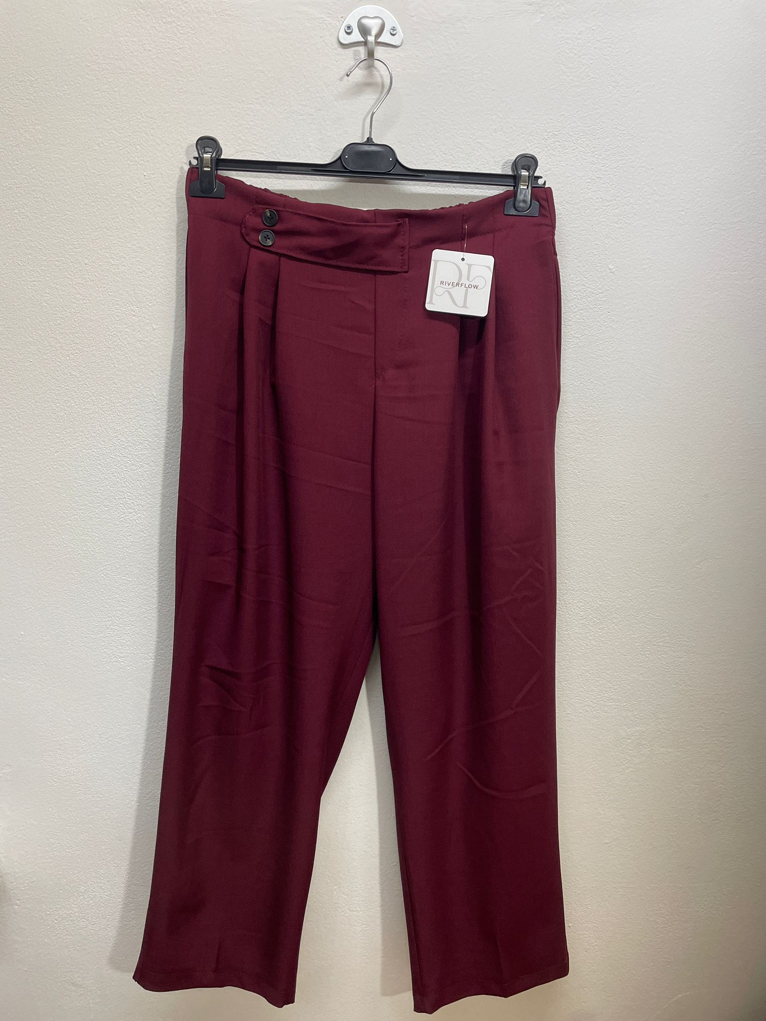 M12671 | PANTALONE CON BOTTONCINI