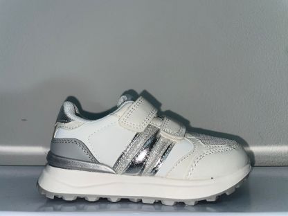 VT021-M# | Scarpette brillantinate con lo strappo