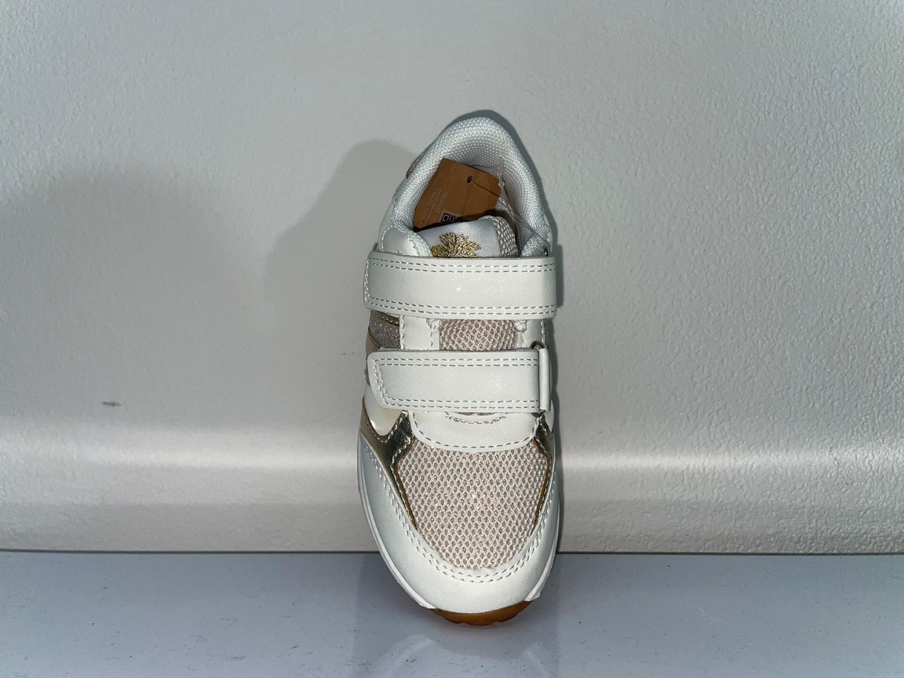 VT021-M# | Scarpette brillantinate con lo strappo