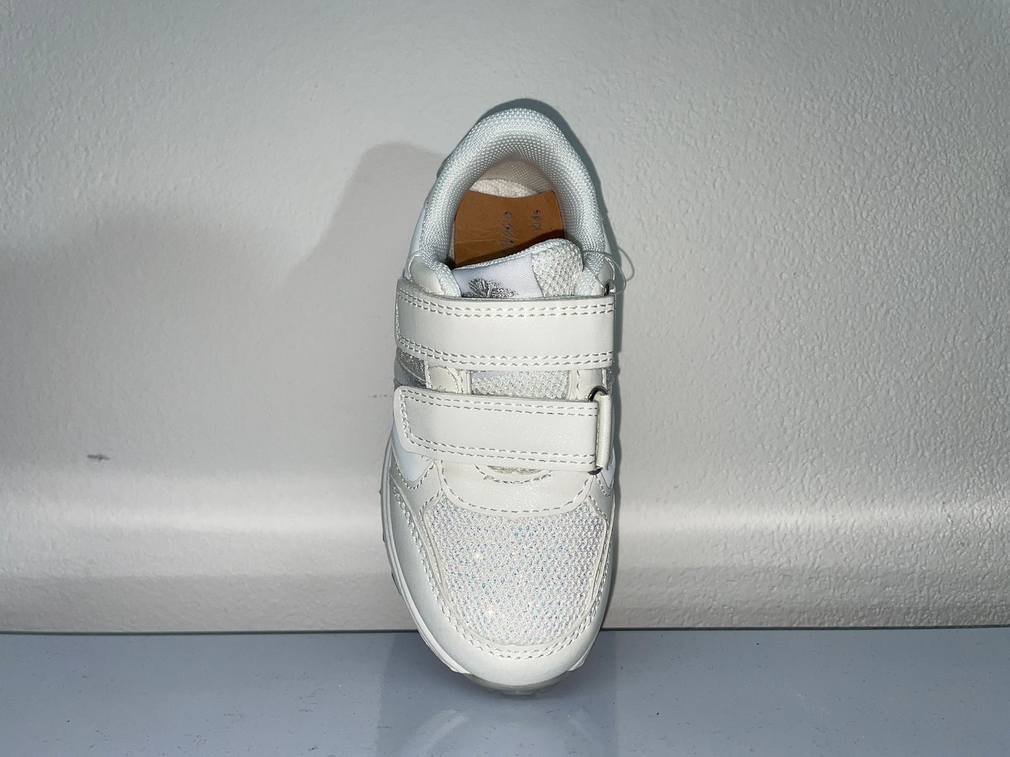 VT021-M# | Scarpette brillantinate con lo strappo