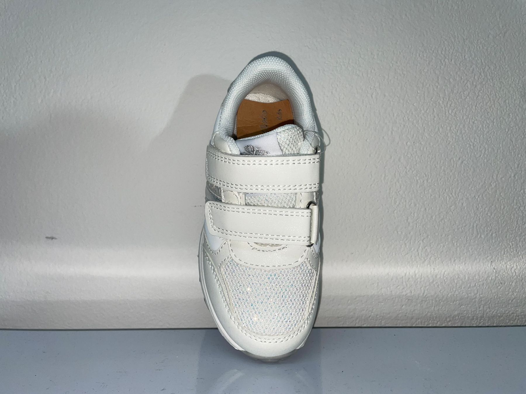 VT021-M# | Scarpette brillantinate con lo strappo