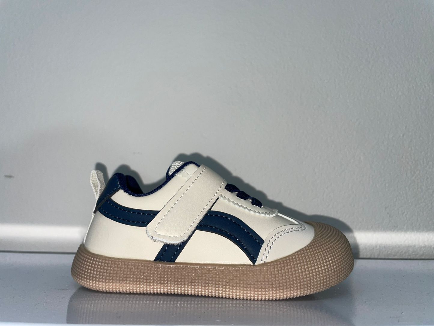 XY-24A | Scarpette con strappo