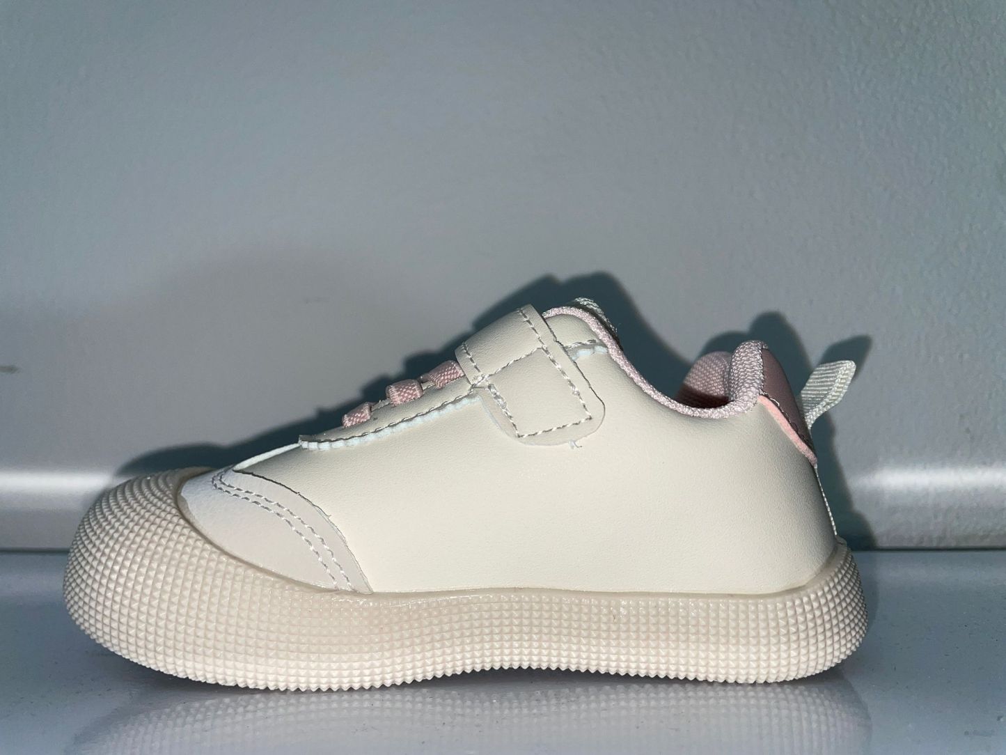 XY-24A | Scarpette con strappo