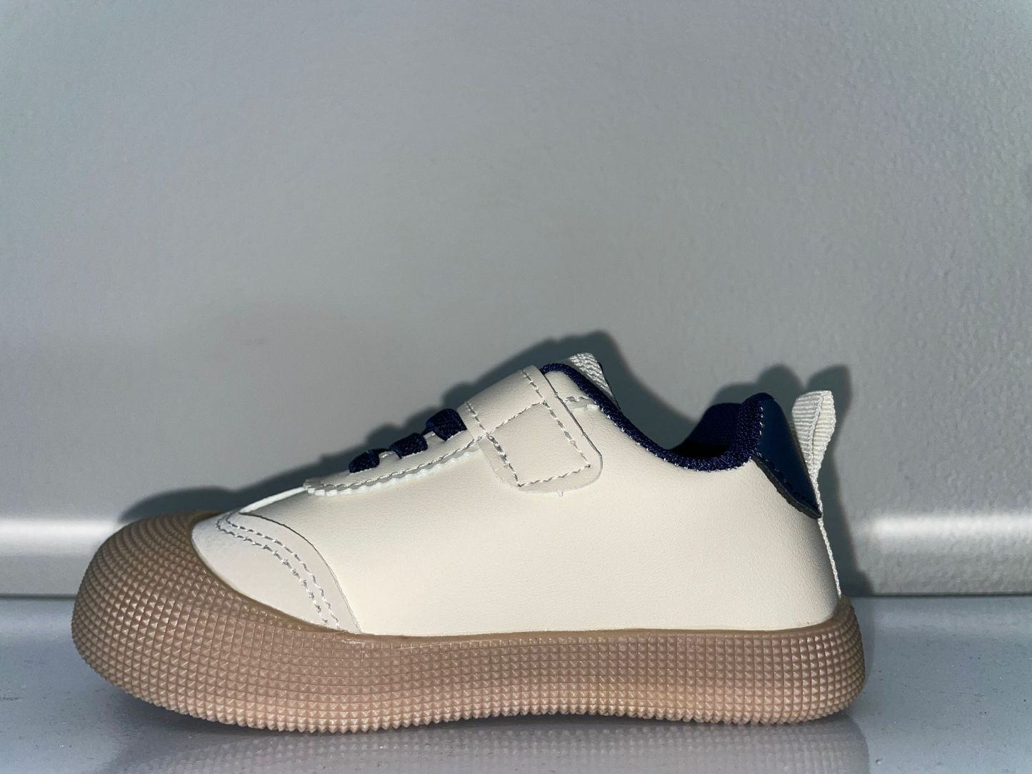 XY-24A | Scarpette con strappo