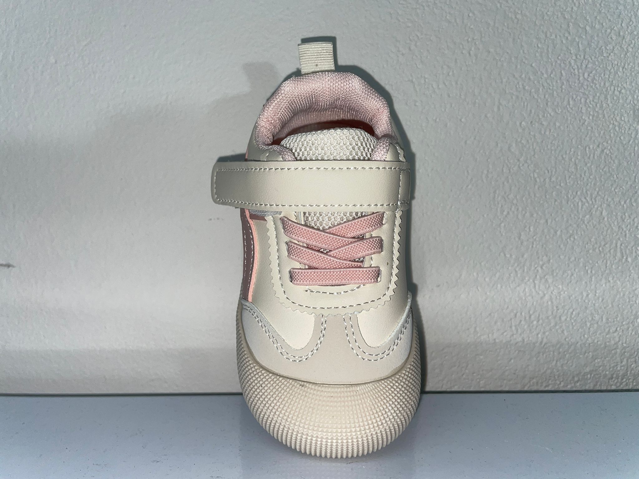 XY-24A | Scarpette con strappo