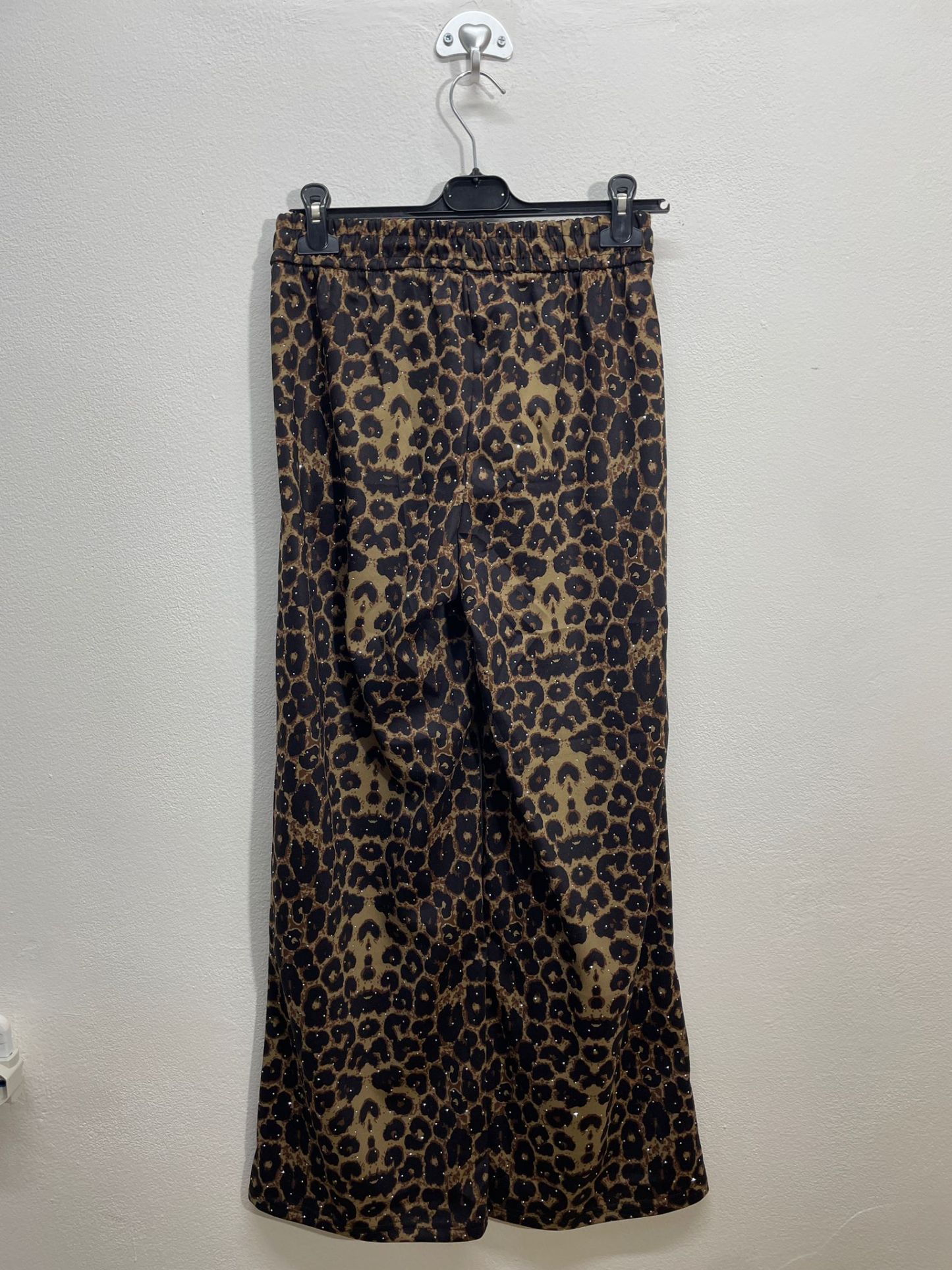 YV5376 | Pantalone tuta leopardato brillantinato