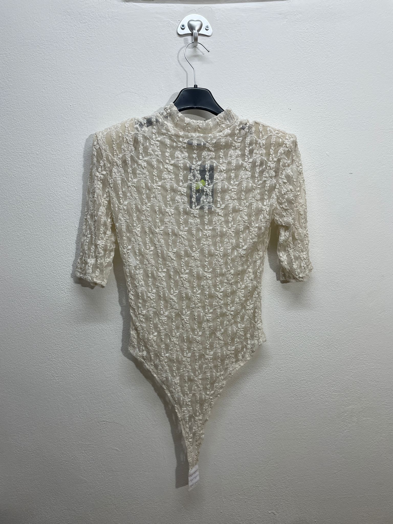 16621. Body con spalline merlettato 