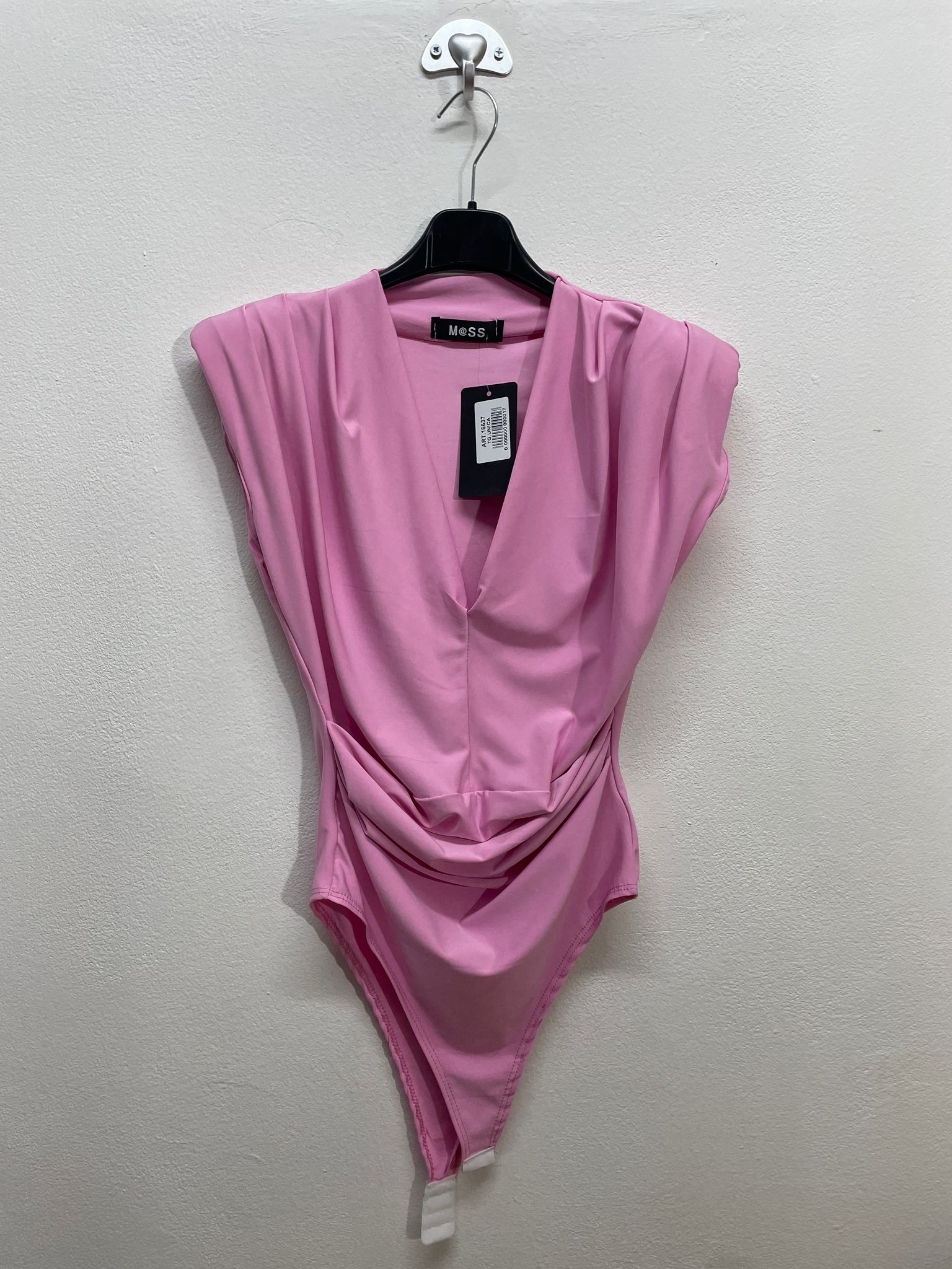 16637 |  Taglia unica body con spalle integrate scollo V