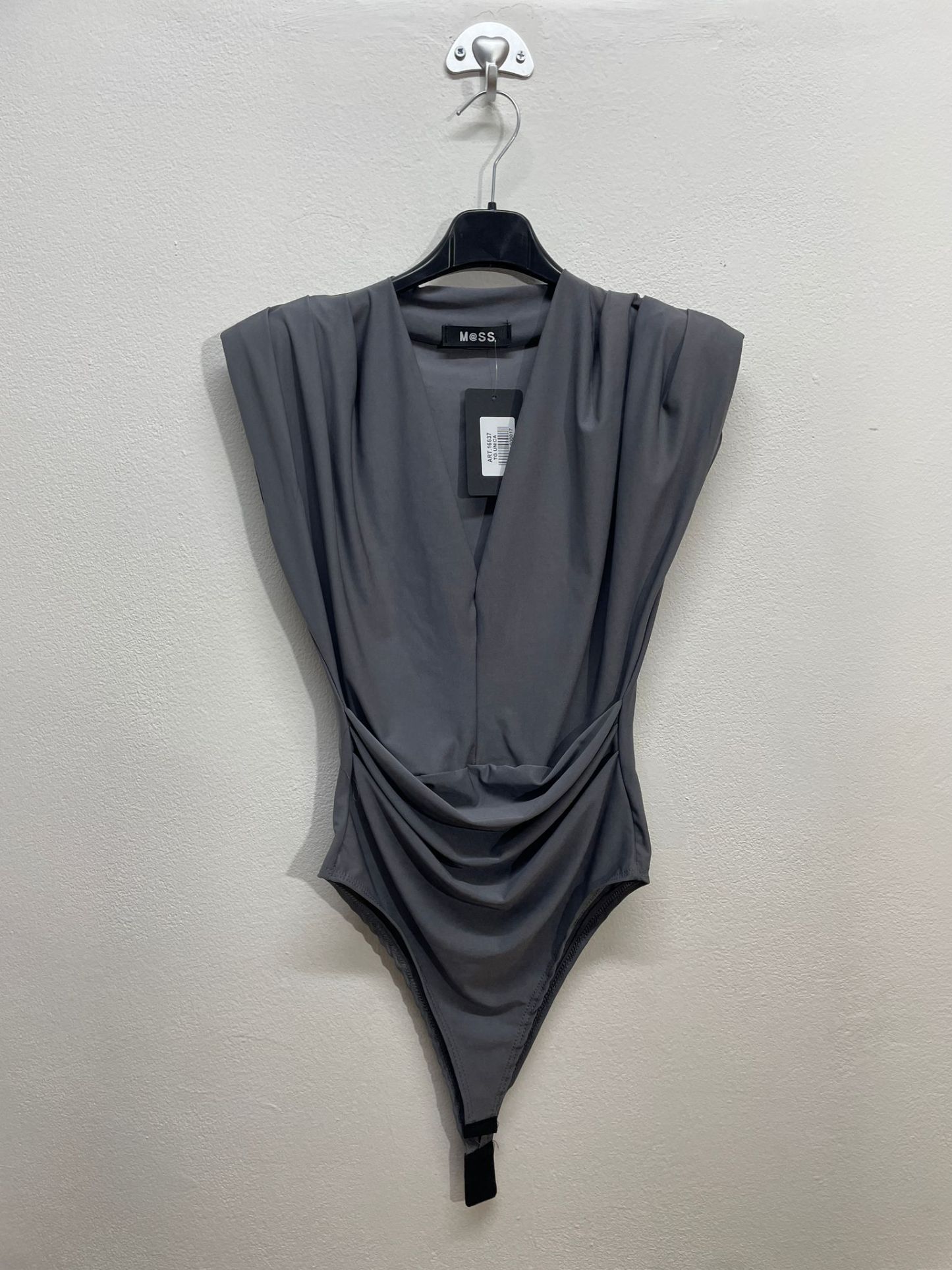 16637 |  Taglia unica body con spalle integrate scollo V