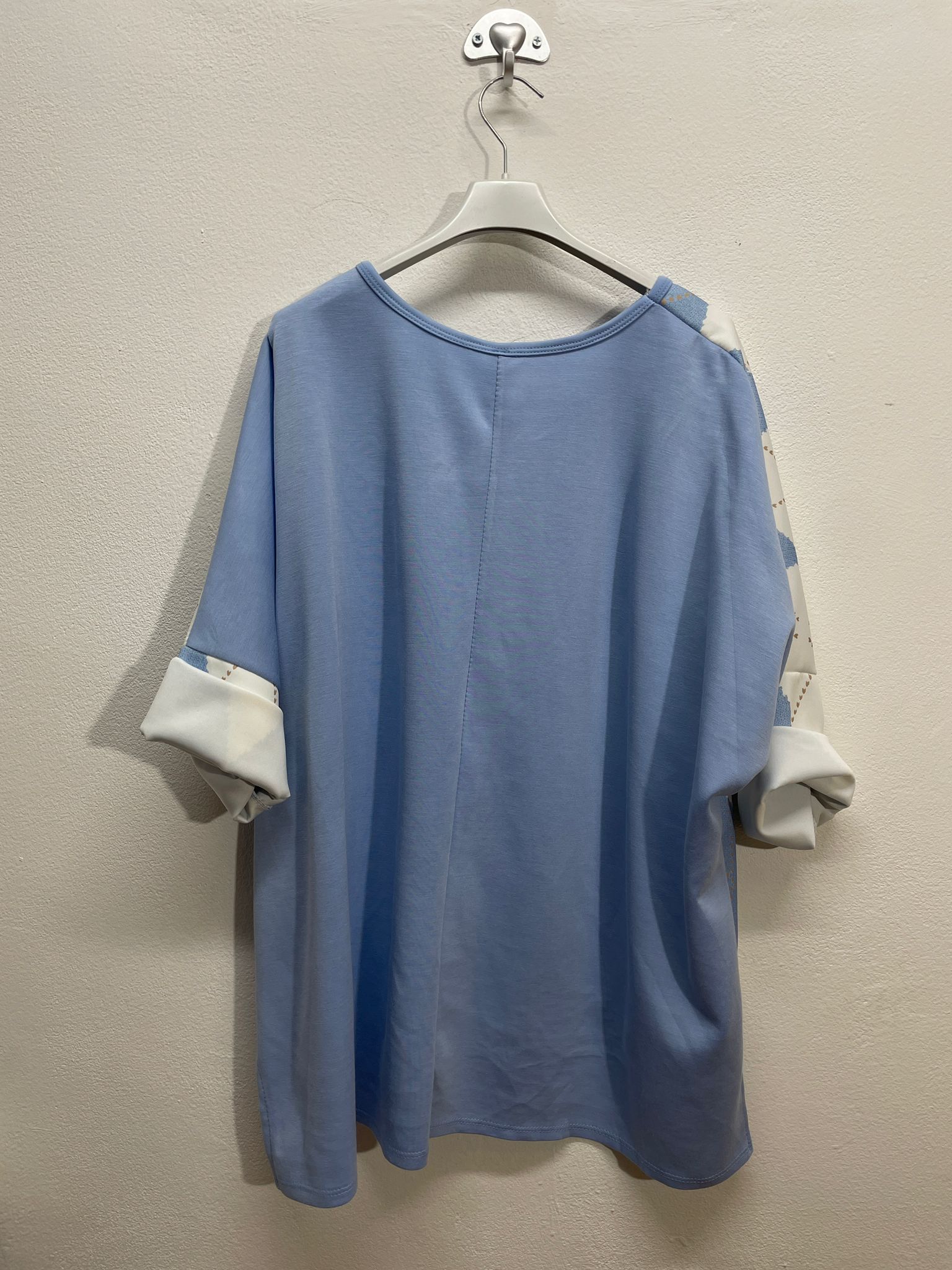 21880 | Maglia con rombi taglia unico