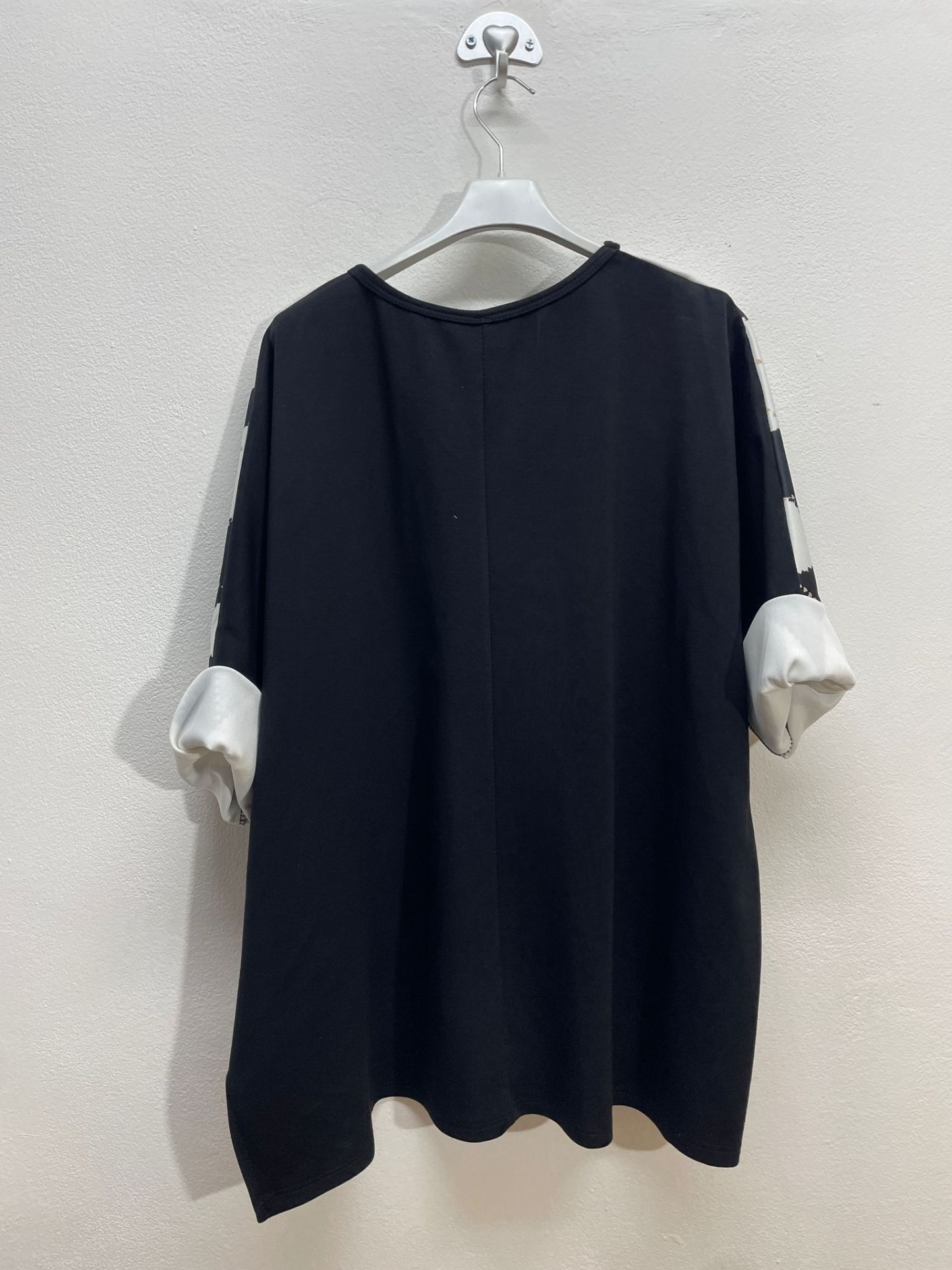 21880 | Maglia con rombi taglia unico