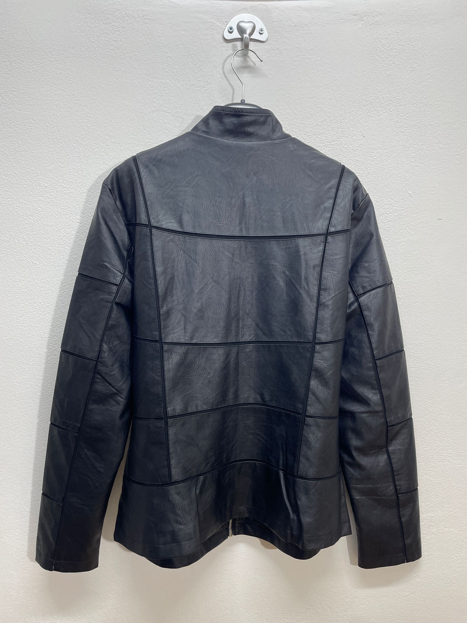 K-L996 |  Giacca di pelle con zip  