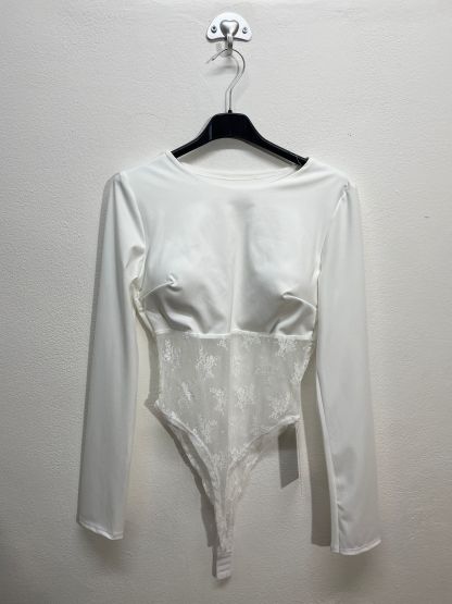 11575 | Body con merletto