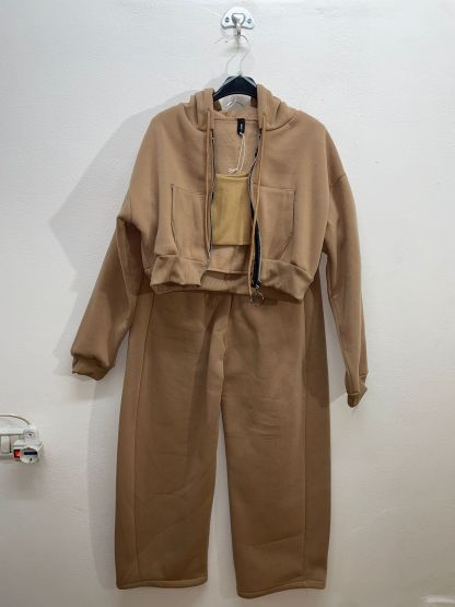 5552 | Tuta completa tre pezzi 