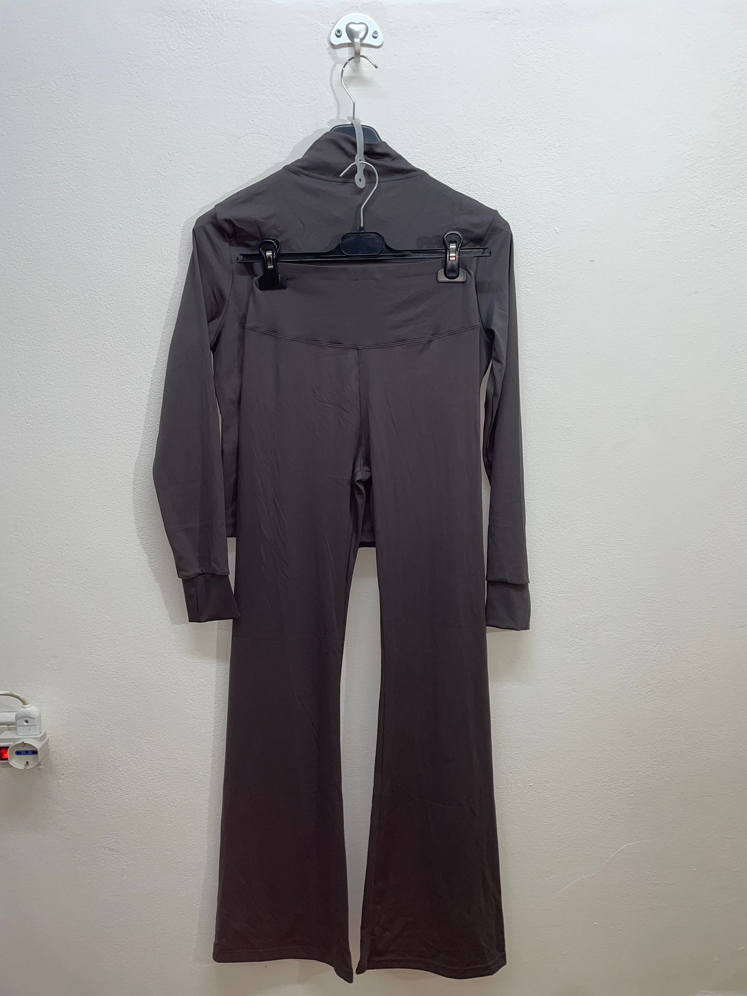 BZM208 | Completo sportivo elastico