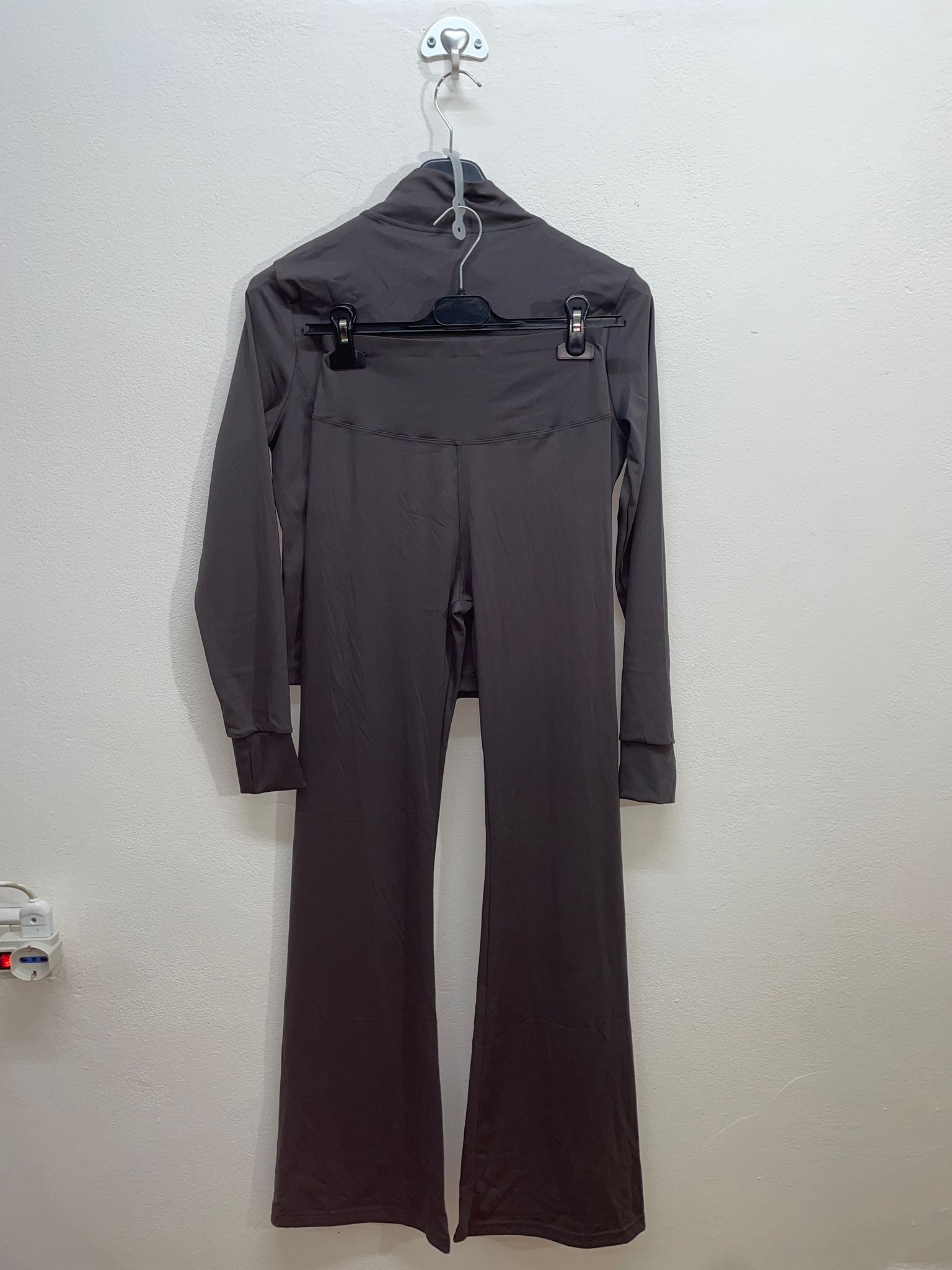 BZM208 | Completo sportivo elastico