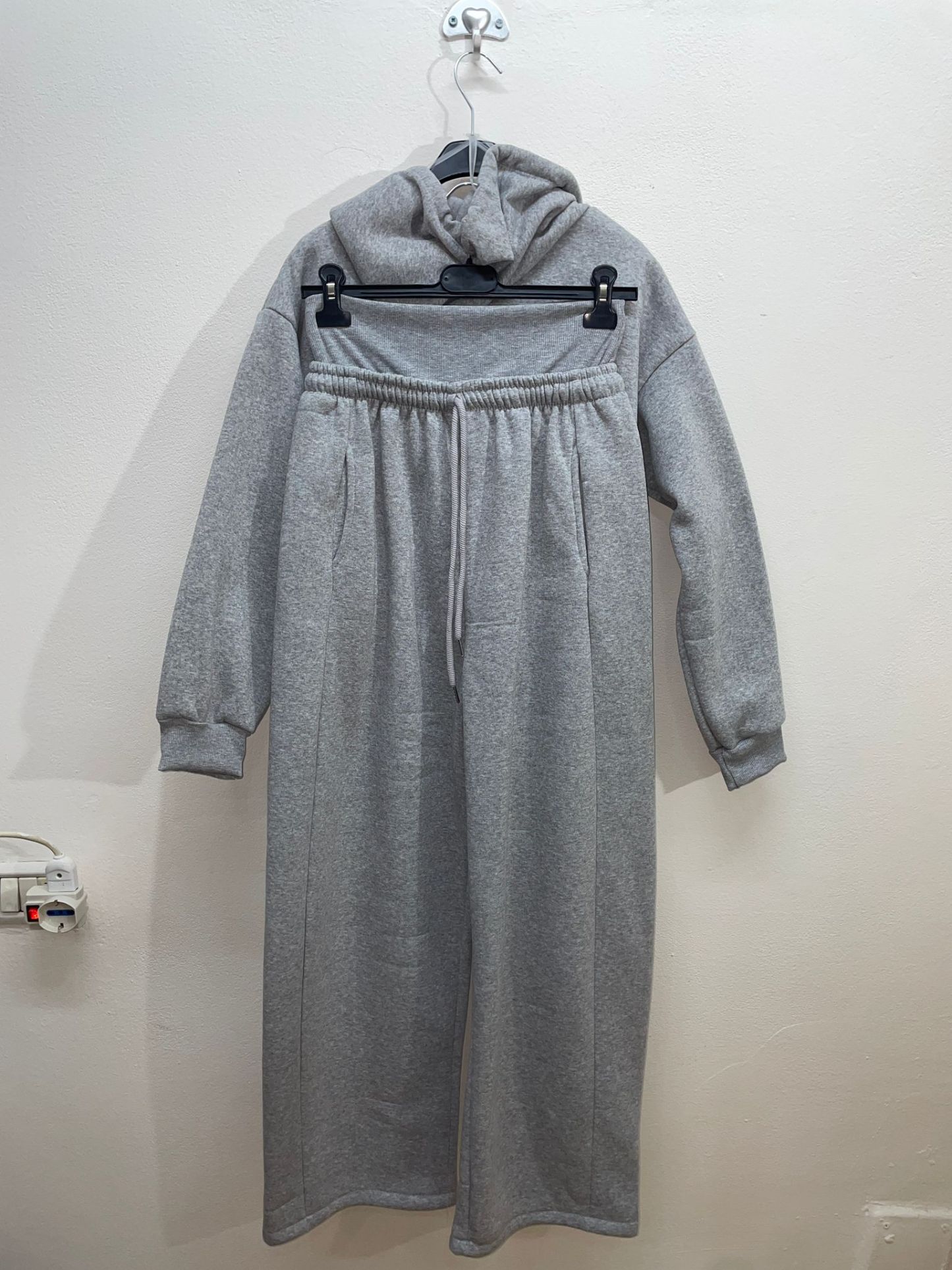 5552 | Tuta completa tre pezzi 