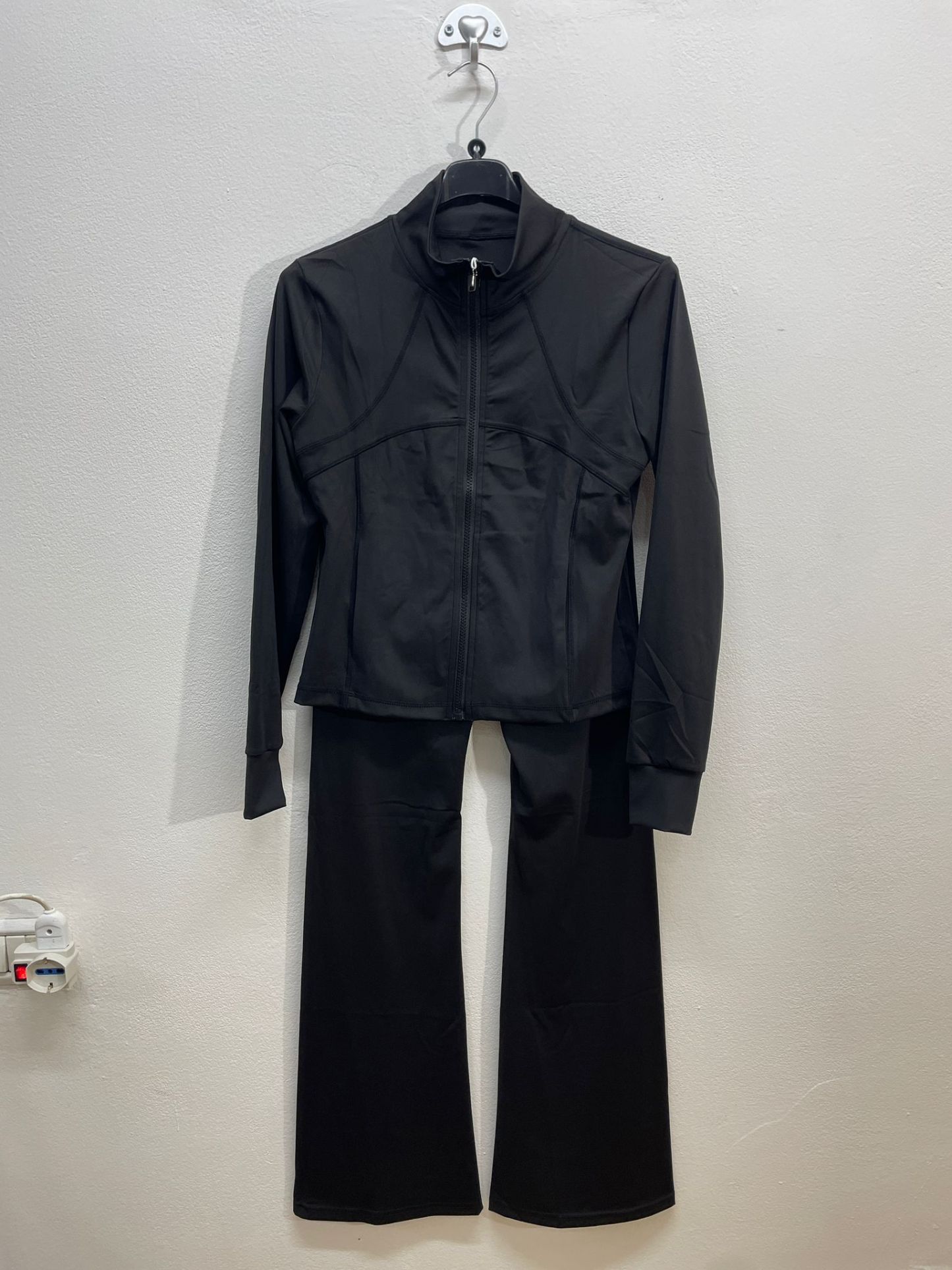 BZM208 | Completo sportivo elastico