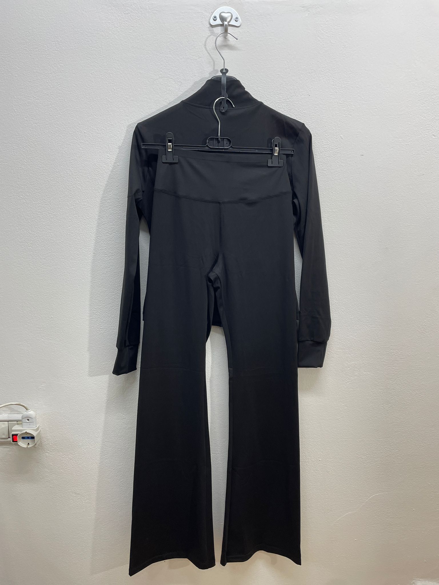 BZM208 | Completo sportivo elastico