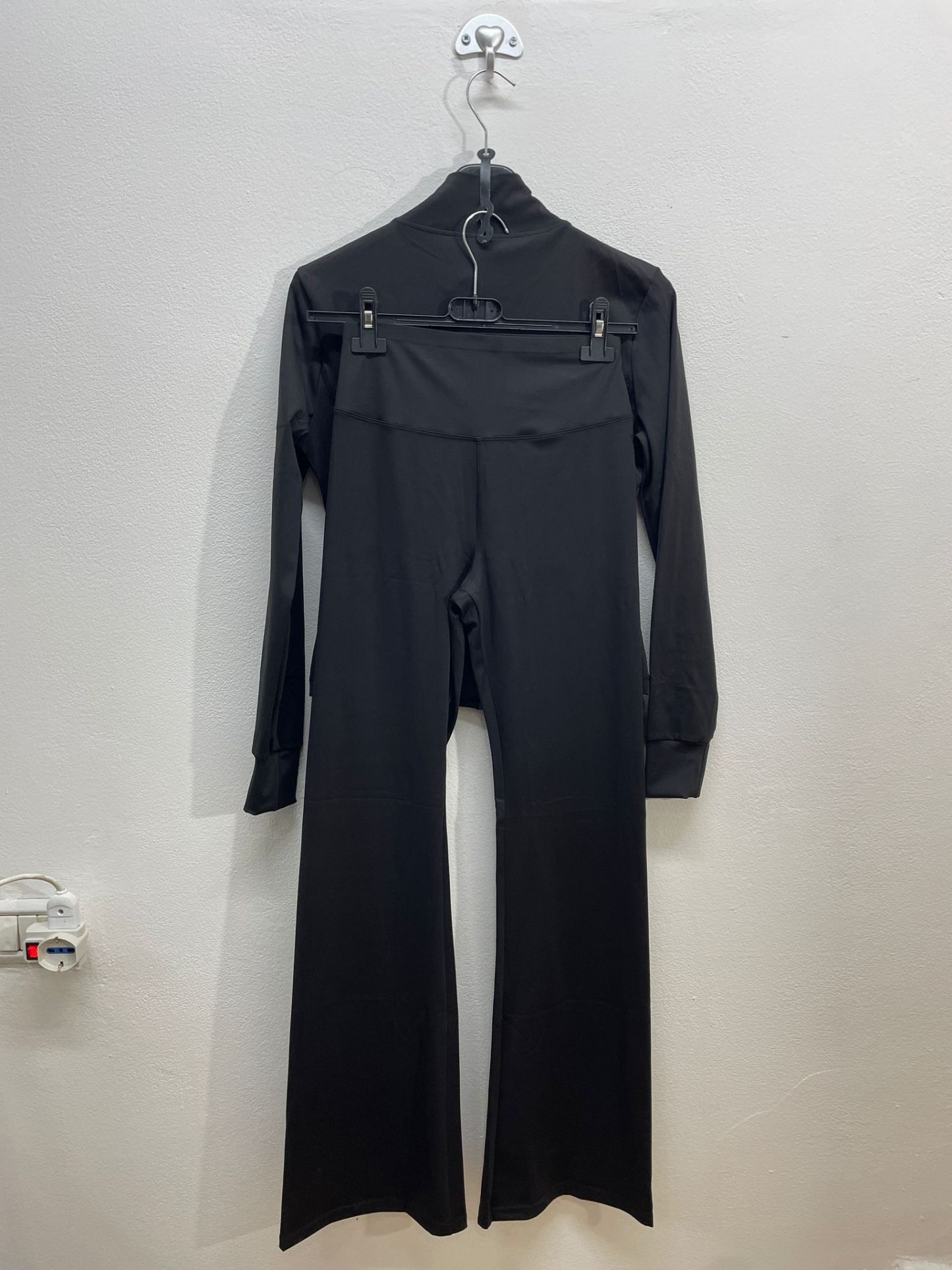 BZM208 | Completo sportivo elastico