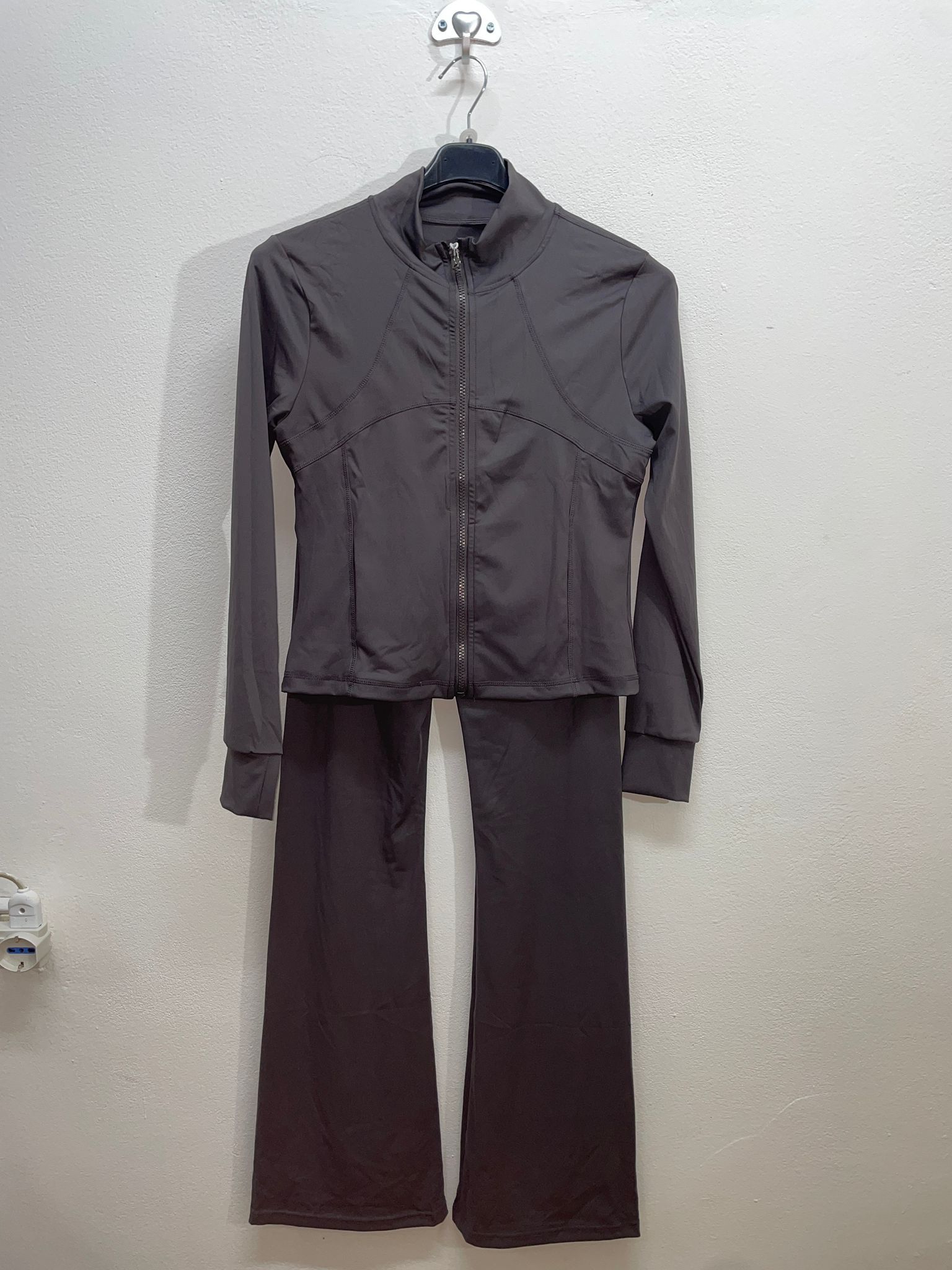 BZM208 | Completo sportivo elastico