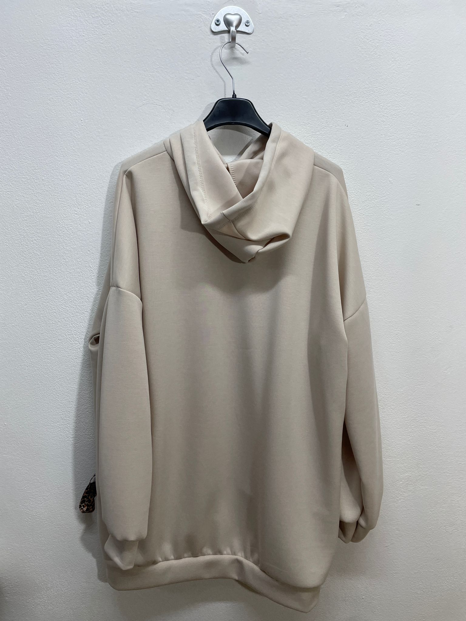 3559 | Felpa con elastico animallier