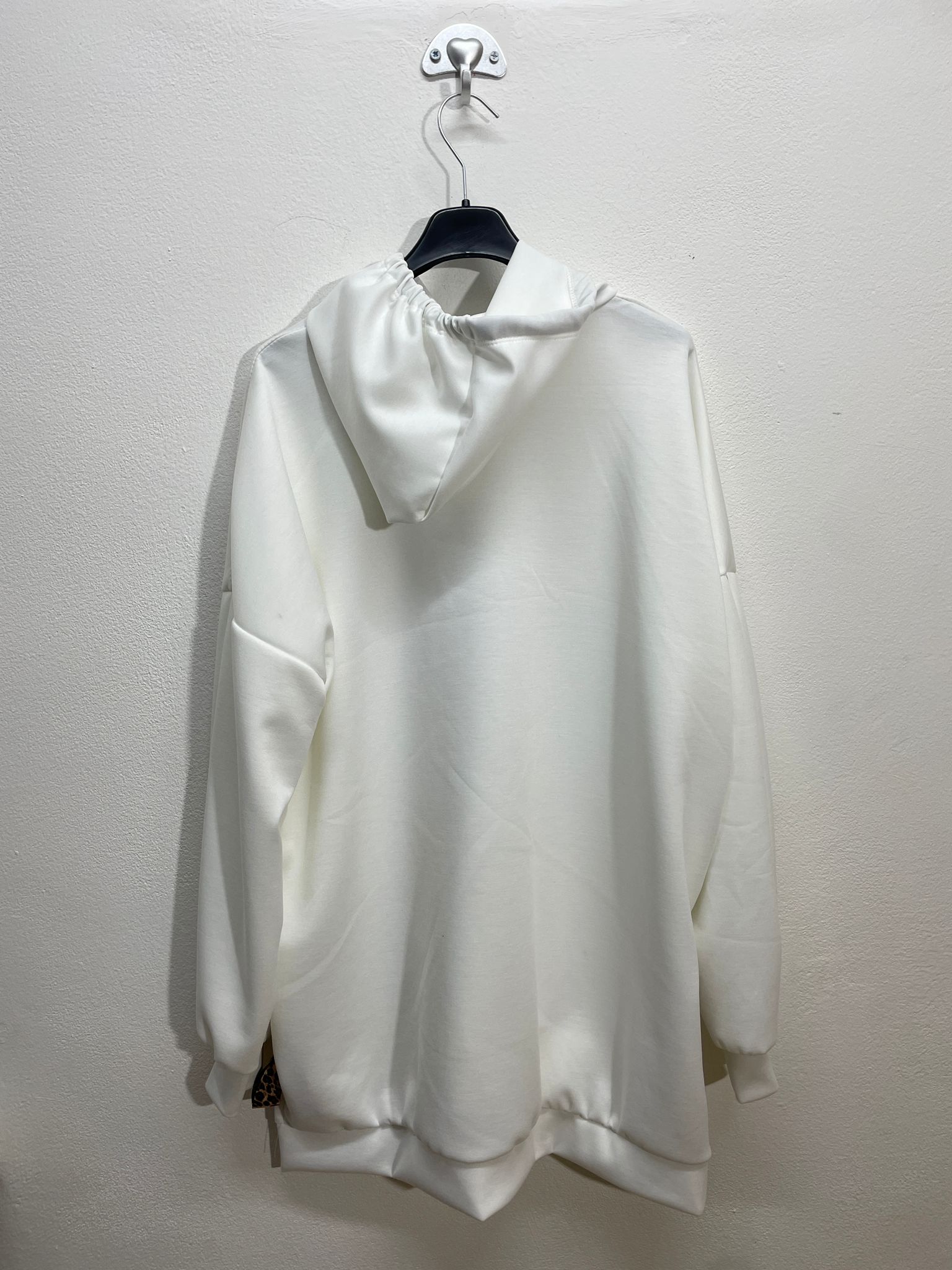 3559 | Felpa con elastico animallier