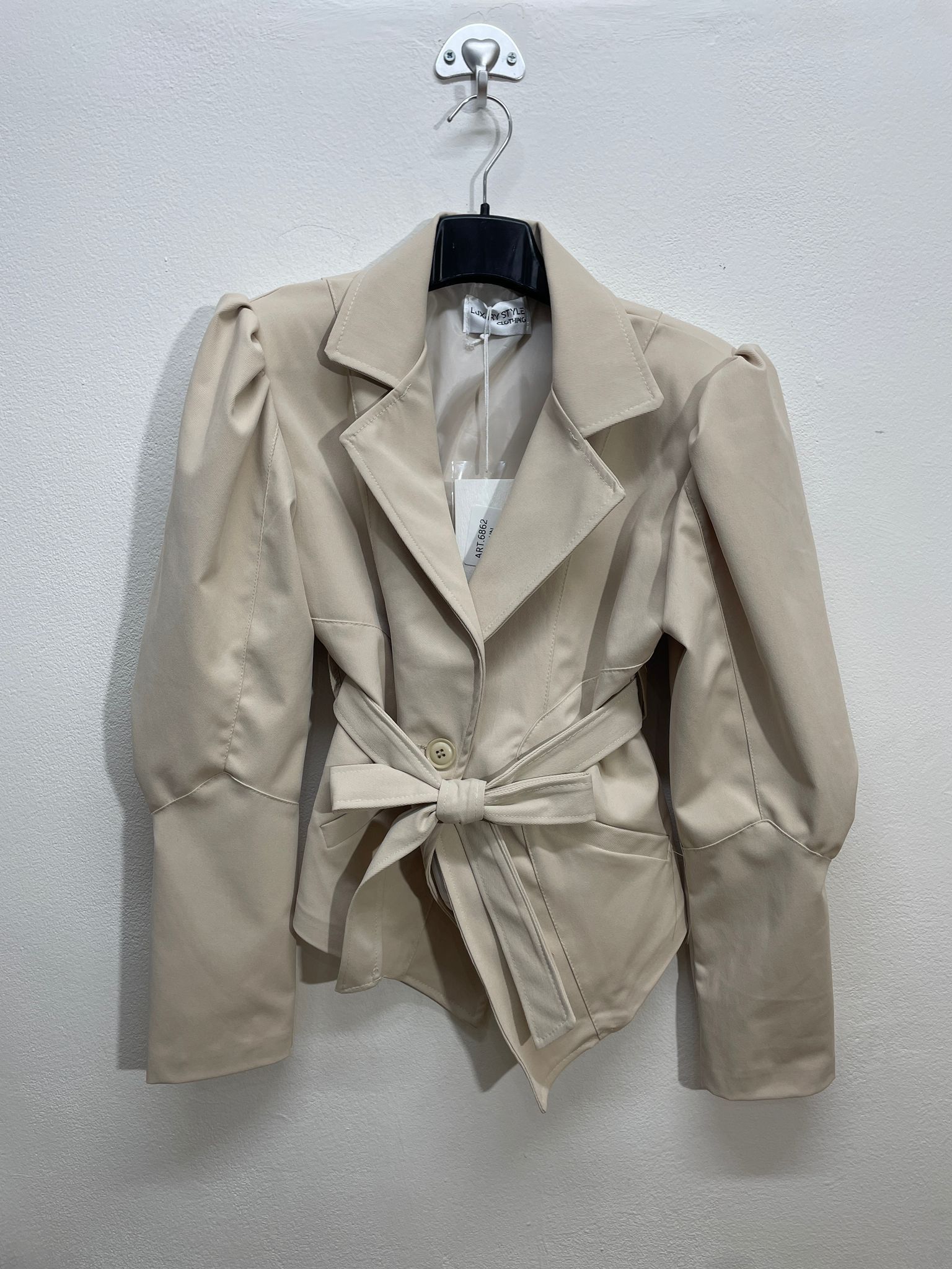 6862 | Giacca corta con laccio