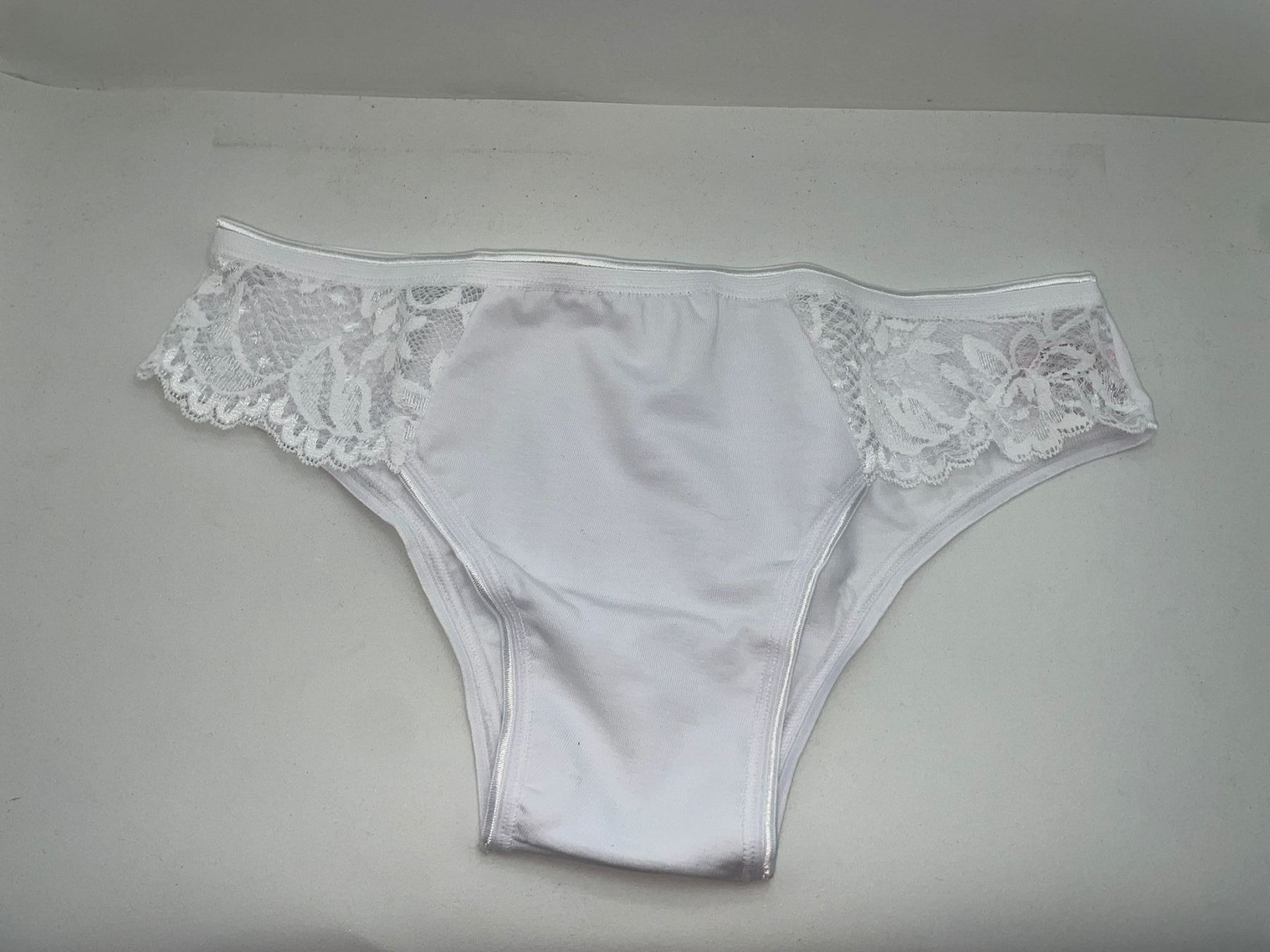 190 | INTIMY 3 Slip con pizzo laterale