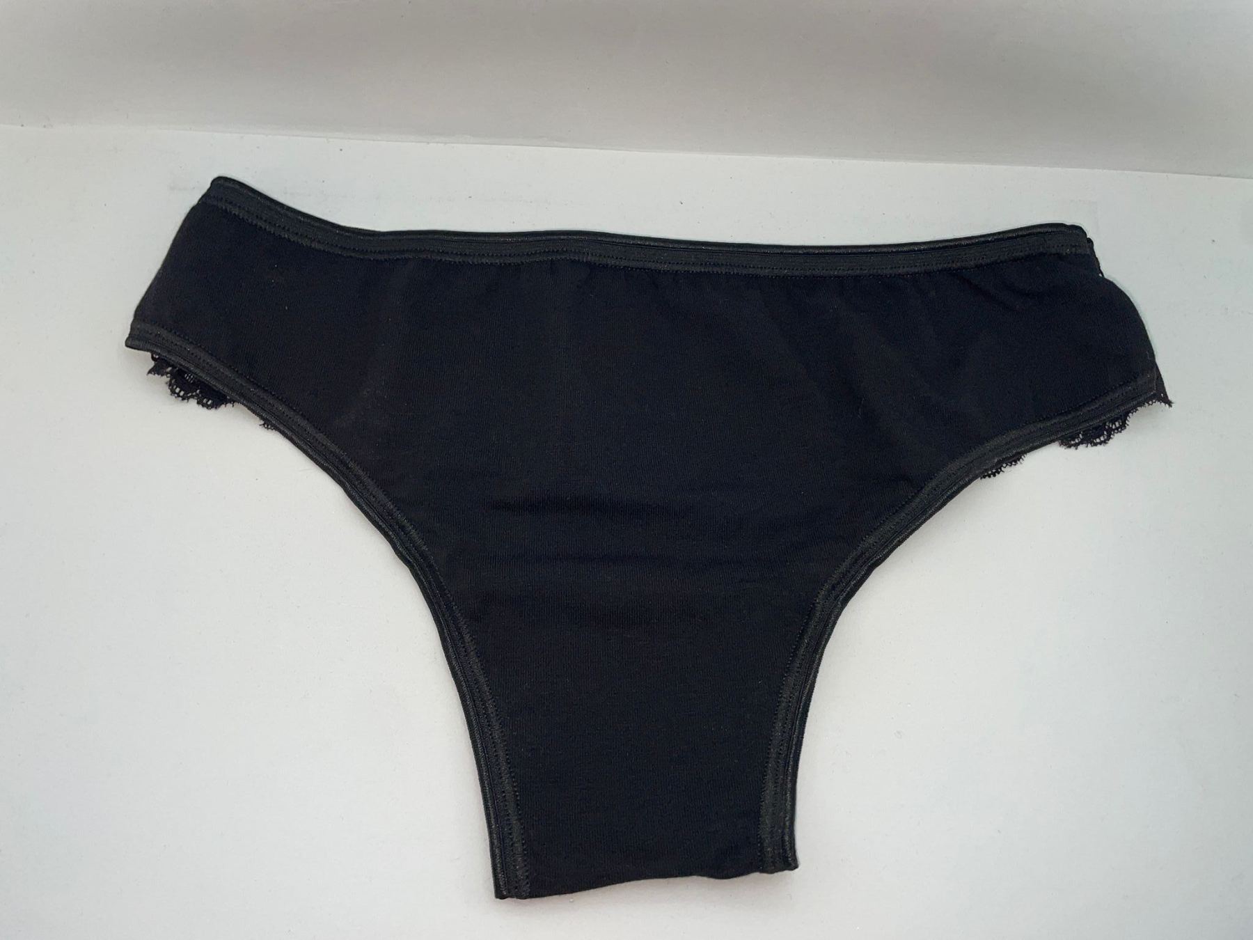 190 | INTIMY 3 Slip con pizzo laterale