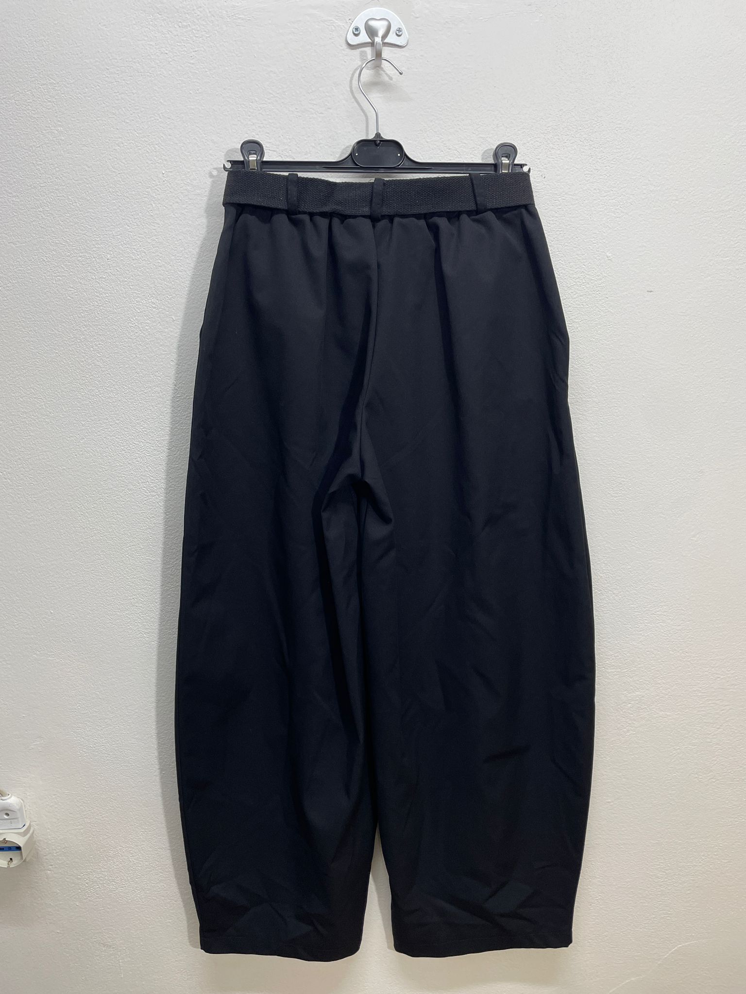 67400 | Pantalone a costine con cintura