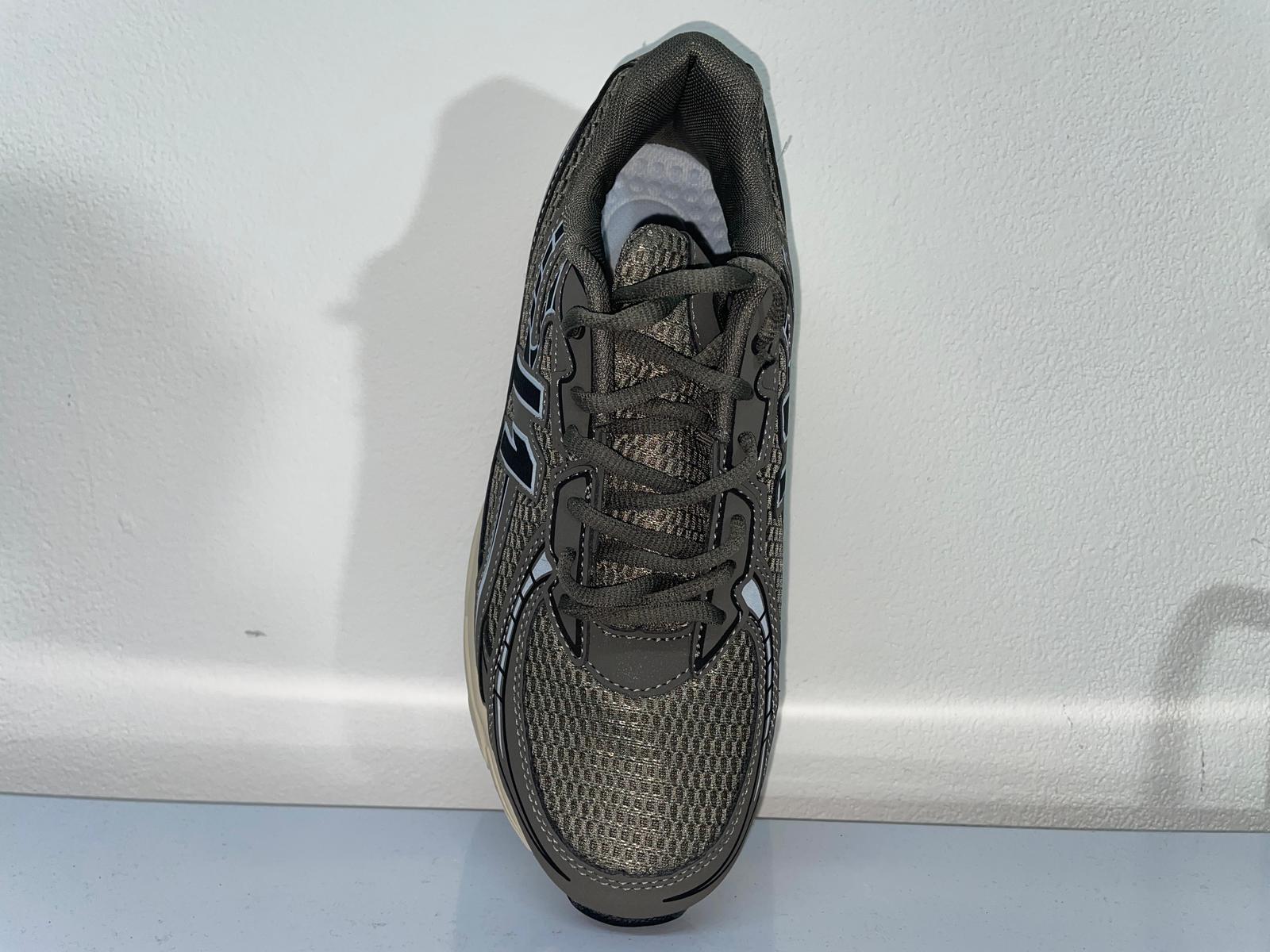 A007 | Scarpe sportive 