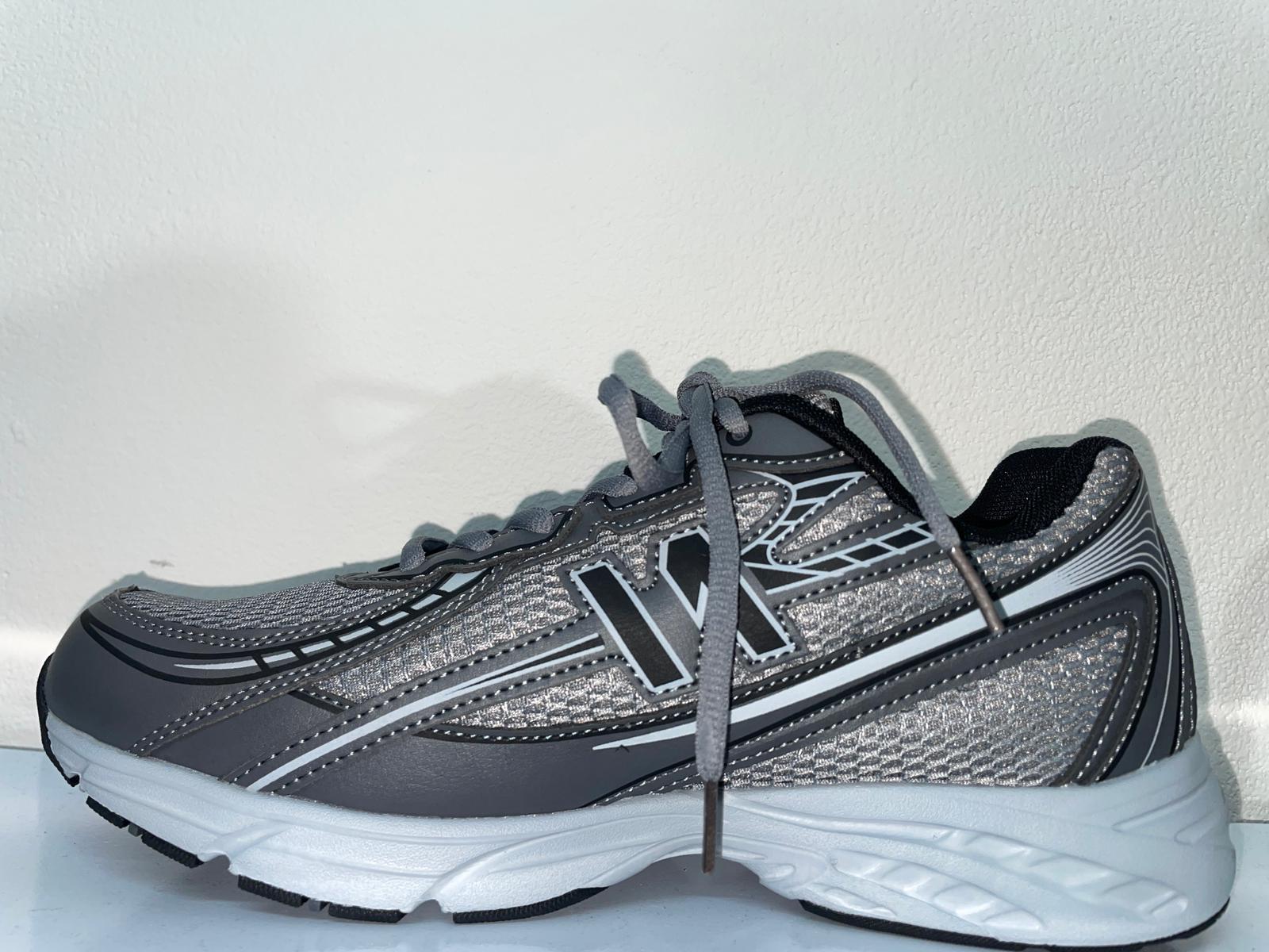 A007 | Scarpe sportive 