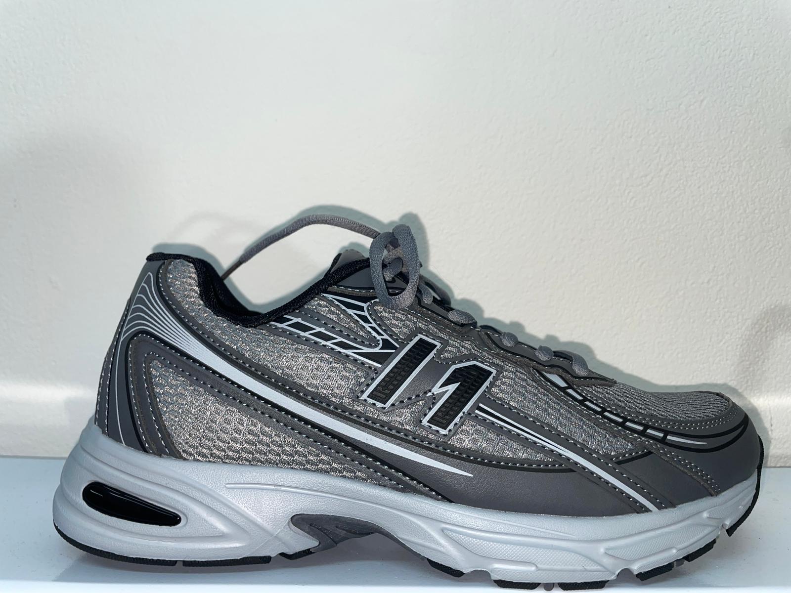 A007 | Scarpe sportive 