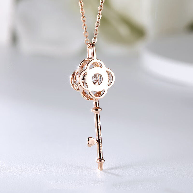 SHWA Ékszer Rose Gold Clover Key gyémánt nyaklánc