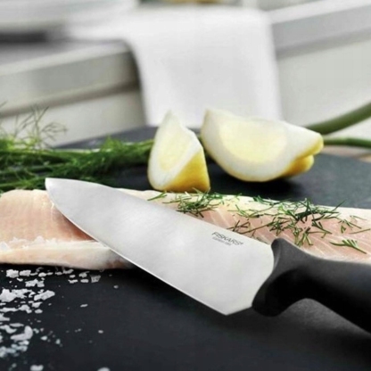 Konyhai kések FISKARS blokkban - SÉF konyhakés - Szett