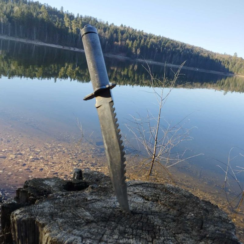 🔥Rambo's First Blood Knife Signature Masterpiece Outdoor Gear (limitovaná edice)