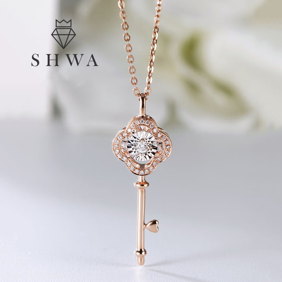 SHWA Ékszer Rose Gold Clover Key gyémánt nyaklánc