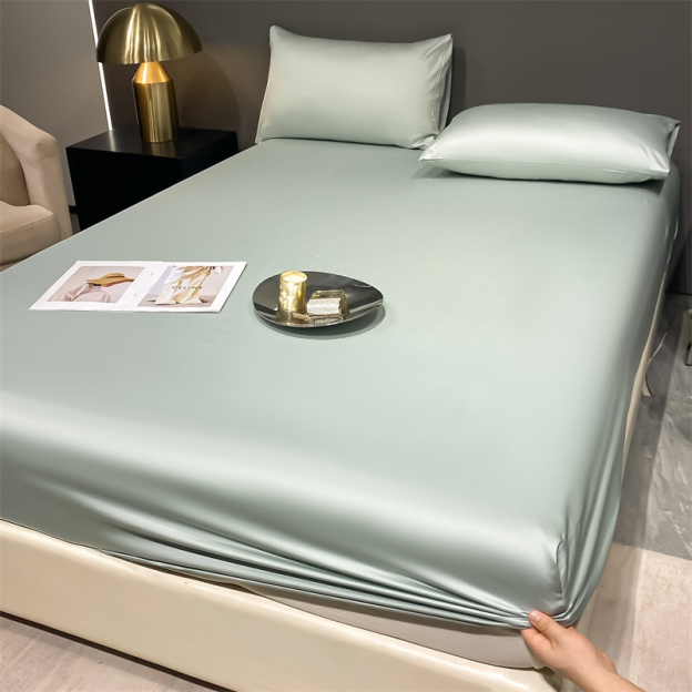 Camellia satin silk bedding set