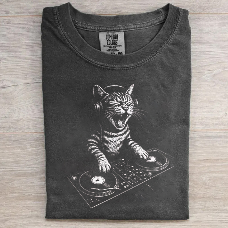 Cat DJ T-shirt