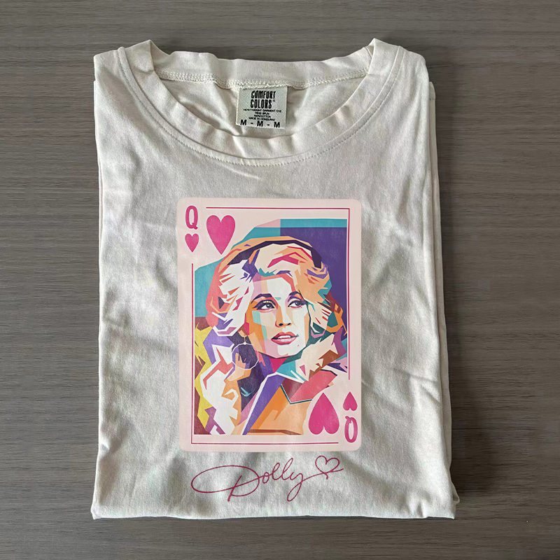 Dolly Parton Queen Of Hearts T-shirt