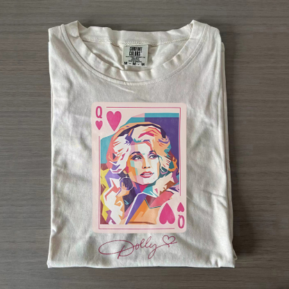 Dolly Parton Queen Of Hearts T-shirt