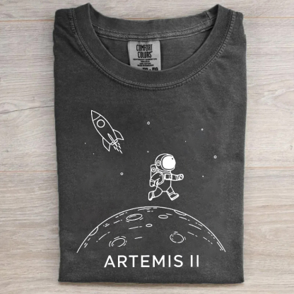 Artemis II Astronaut Moon Landing T-shirt
