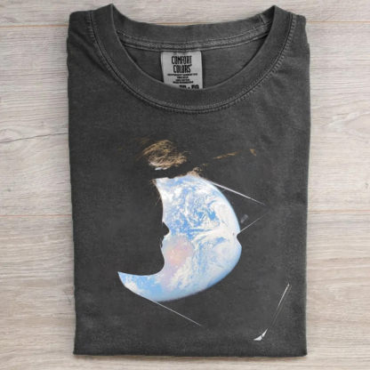 Christina Koch Artemis Window Earth T-shirt