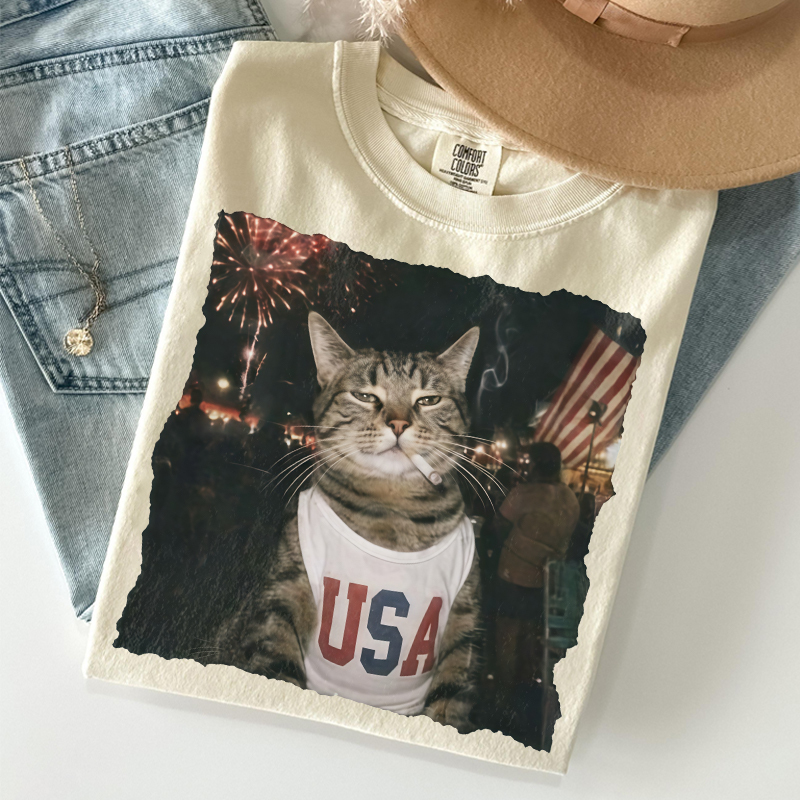 Funny USA Smoking Cat T-shirt