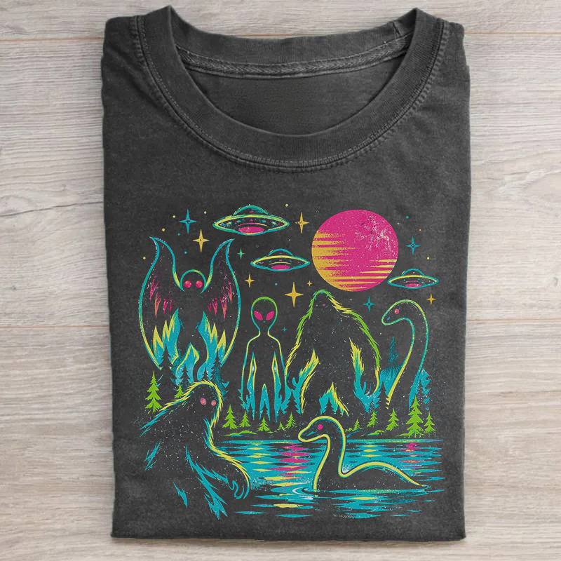 Cryptid Bigfoot Mossman Alien T-shirt