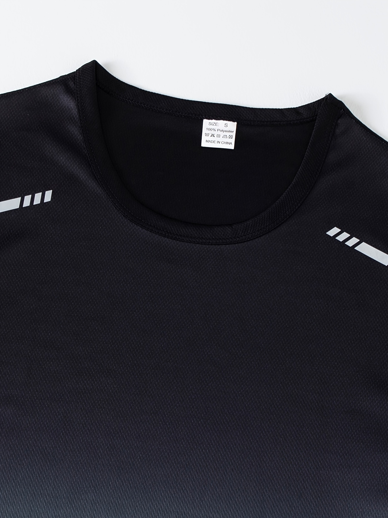 Set of 6 Men's Short-Sleeve And Shorts Sports Outfits