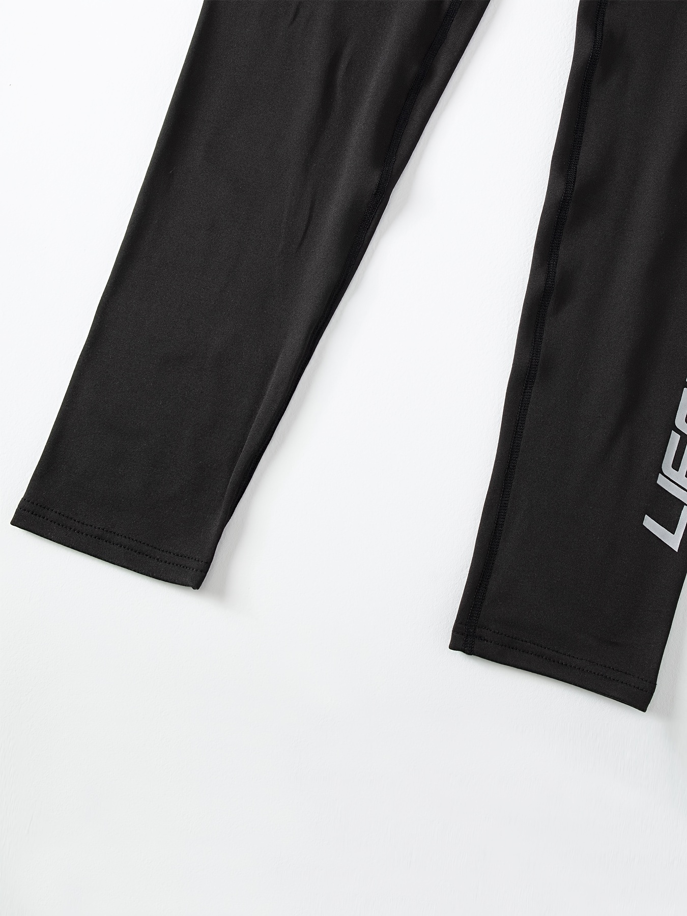 2 Pcs Men's Thermal Base Layer Set