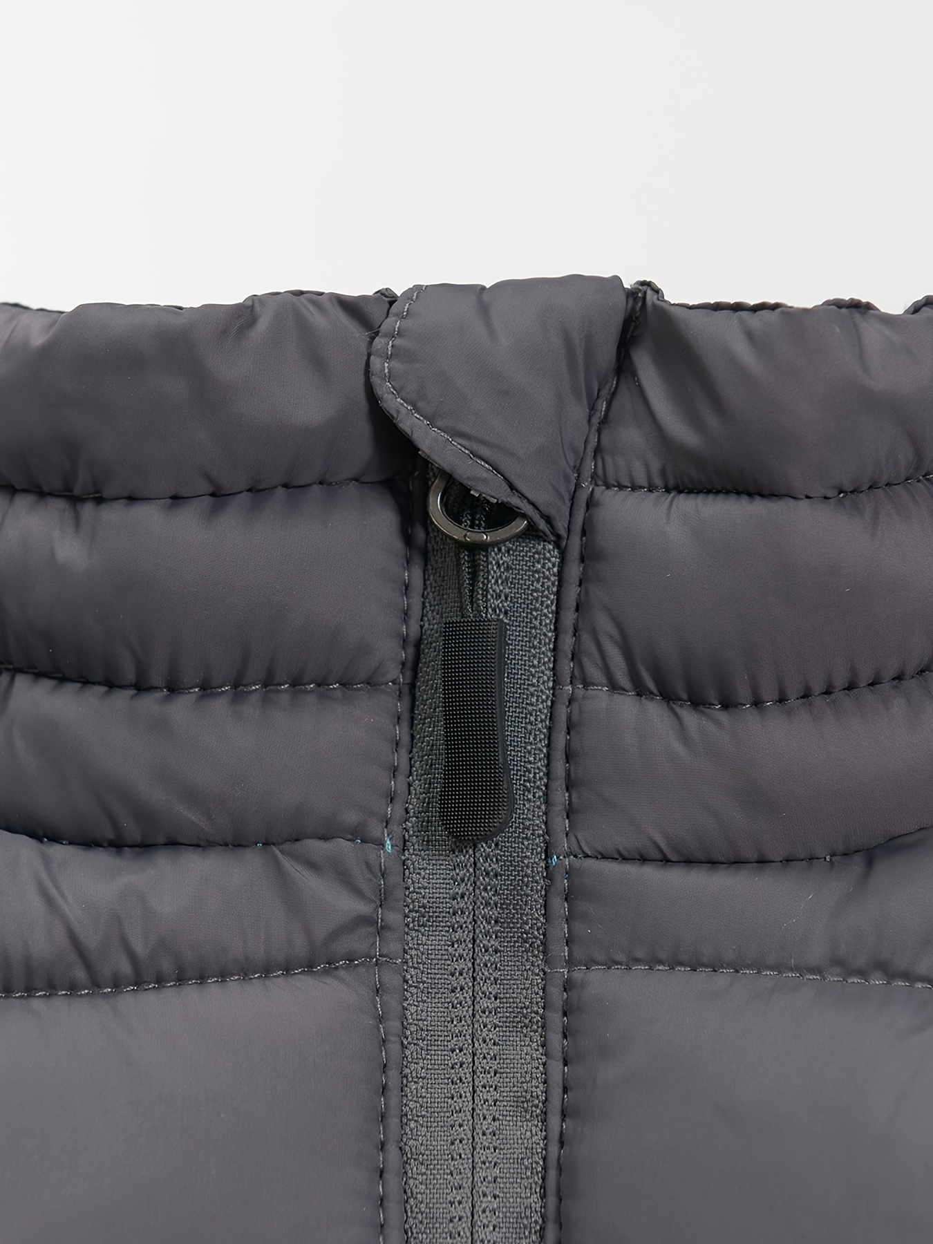 Women's Lightweight UFFE Vest - 100% Polyester Casual Outdoor Zipper Front Puffer Jacket, Machine Washable Solid Color for Hiking & Cold Weather, Hiking Vest| Round Neckline Top| Durable Zipper