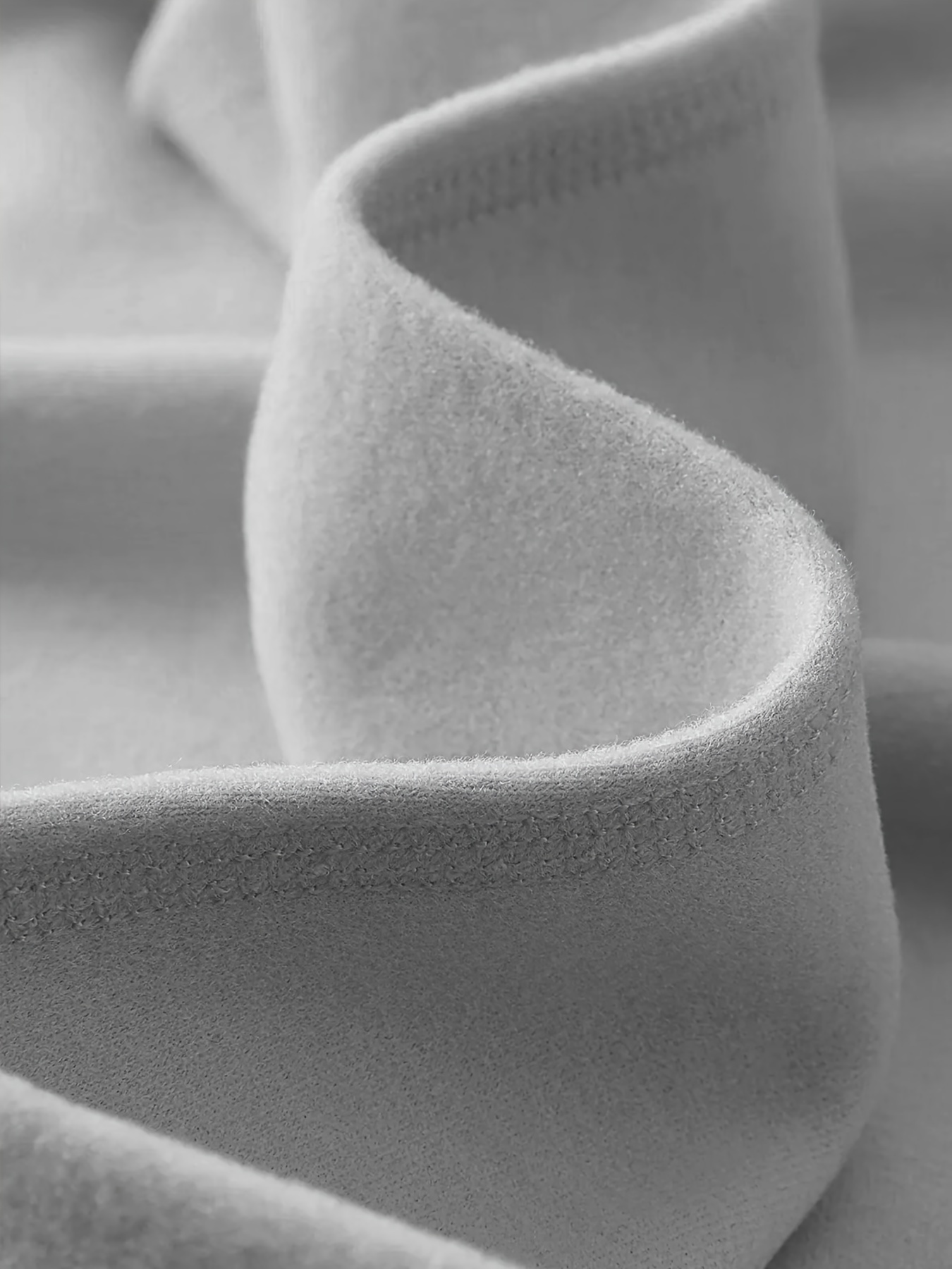 Men's Thermal Super Soft Solid Color Long Sleeve Round Neck Shirts Tops